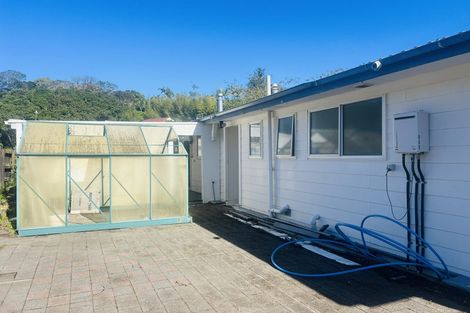 Photo of property in 61 Powrie Street, Glenfield, Auckland, 0629