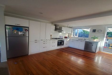 Photo of property in 61 Gibraltar Street, Howick, Auckland, 2014