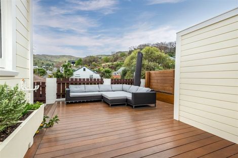 Photo of property in 4 Ripon Street, Lyttelton, 8082