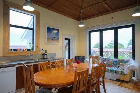 Photo of property in 18 Sheen Street, Roslyn, Dunedin, 9010