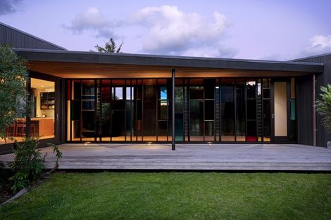 Photo of property in 27 Pye Place, Hot Water Beach, Whitianga, 3591