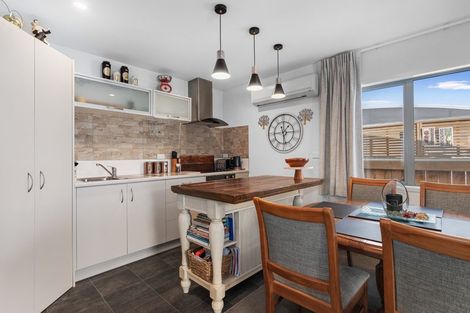 Photo of property in 11 Kamahi Crescent, Papamoa Beach, Papamoa, 3118