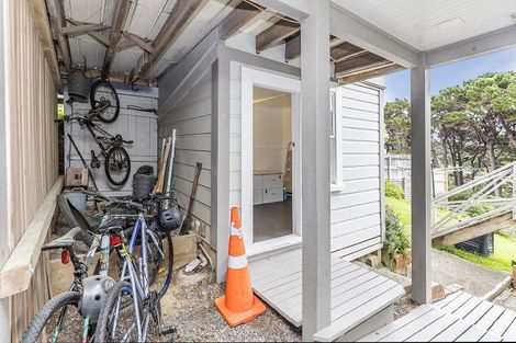 Photo of property in 2 Caprera Street, Melrose, Wellington, 6023