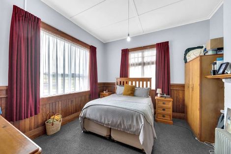 Photo of property in 10 Saunders Street, Owaka, 9535