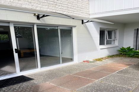 Photo of property in 1/12 Rugby Road, Birkenhead, Auckland, 0626