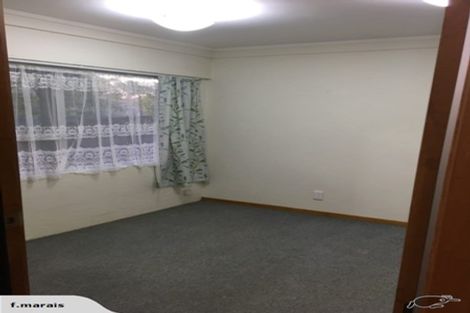 Photo of property in 17 Robbies Road, Shelly Park, Auckland, 2014