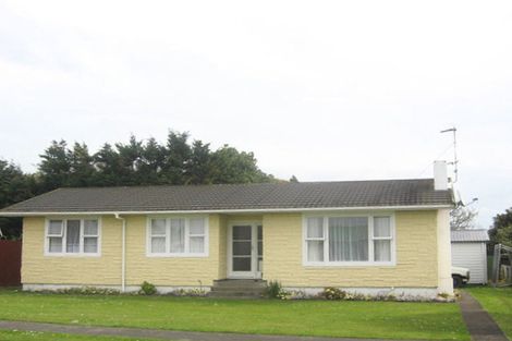 Photo of property in 19 Calgher Avenue, Waitara, 4320