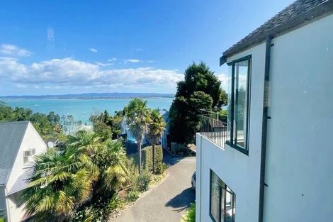 Photo of property in 16 Mayall Avenue, Beach Haven, Auckland, 0626