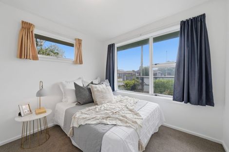 Photo of property in 32 Reynolds Avenue, Bishopdale, Christchurch, 8053