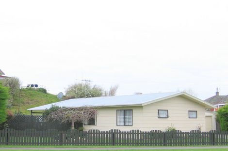 Photo of property in 29 Reeve Street, Foxton, 4814