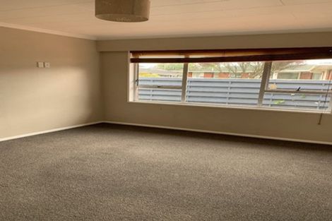 Photo of property in 16 Te Punga Place, Awapuni, Palmerston North, 4412