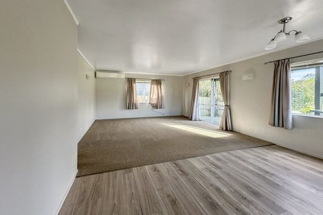 Photo of property in 11b Knox Road, Swanson, Auckland, 0612