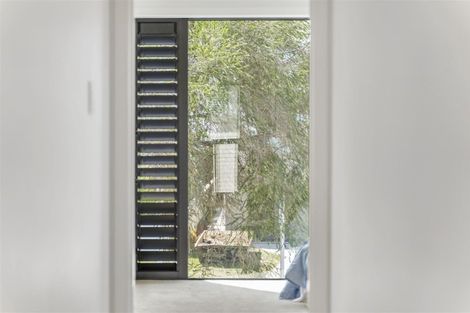 Photo of property in 20 Lynton Road, Bucklands Beach, Auckland, 2012