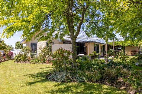 Photo of property in 17 Chamberlain Lane, Rangiora, 7400