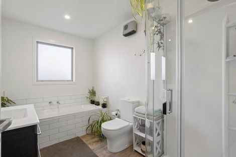 Photo of property in 25 Teal Place, Lake Hawea, Wanaka, 9382