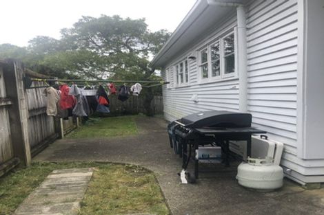 Photo of property in 182 Beach Haven Road, Beach Haven, Auckland, 0626