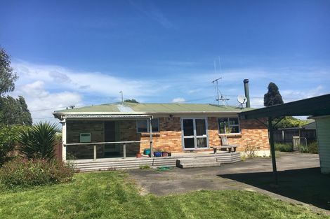 Photo of property in 11 Southsea Crescent, Silverdale, Hamilton, 3216