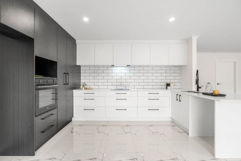 Photo of property in 8 Dorchester Place, Nawton, Hamilton, 3200