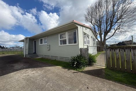 Photo of property in 76 Cambridge Terrace, Papatoetoe, Auckland, 2025