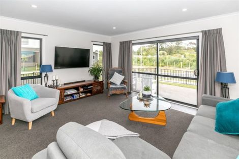 Photo of property in 15 Rebekah Crescent, Flagstaff, Hamilton, 3210