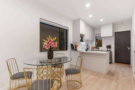 Photo of property in 11 Toanga Place, Mount Wellington, Auckland, 1062