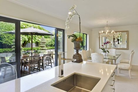 Photo of property in 80 Lothian Brae, Wattle Downs, Auckland, 2103