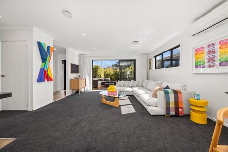 Photo of property in 10 Pateke Drive, Kenepuru, Porirua, 5022