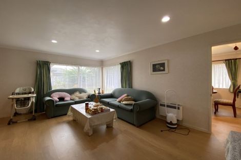 Photo of property in 7 Shankill Place, East Tamaki, Auckland, 2013