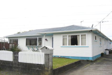 Photo of property in 18a Saxton Road, Upper Vogeltown, New Plymouth, 4310