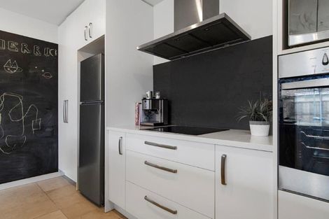 Photo of property in 37 Te Wharo Drive, Papamoa, 3118