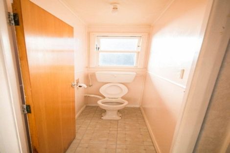 Photo of property in 236 Waddington Drive, Naenae, Lower Hutt, 5011