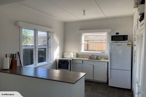 Photo of property in 7 Tay Street, Mount Maunganui, 3116