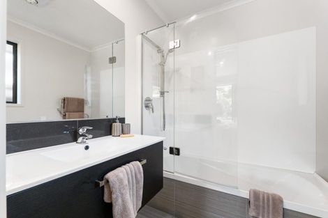 Photo of property in 274 Lakes Boulevard, Pyes Pa, Tauranga, 3112