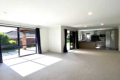Photo of property in 2 Wouldbank Way, Welcome Bay, Tauranga, 3112