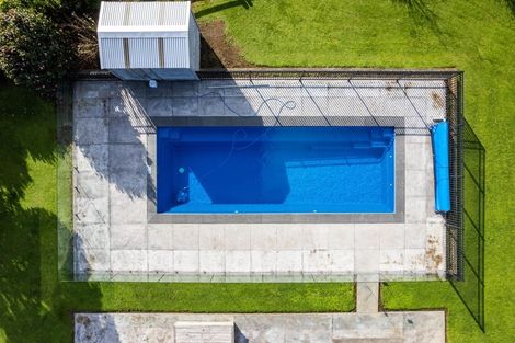 Photo of property in 395 Manutahi Road, Lepperton, New Plymouth, 4373