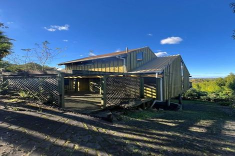 Photo of property in 313 Don Buck Road, Massey, Auckland, 0614