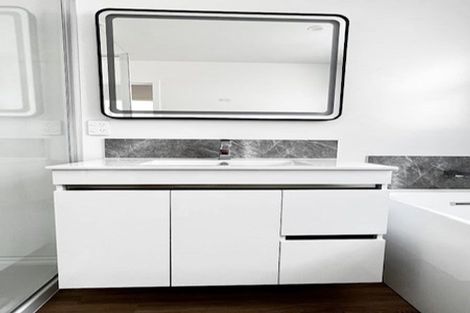 Photo of property in 4 Taurangawaka Road, One Tree Point, 0118