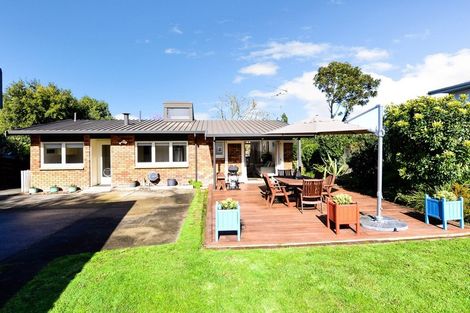 Photo of property in 15 Mclaren Place, Chedworth, Hamilton, 3210