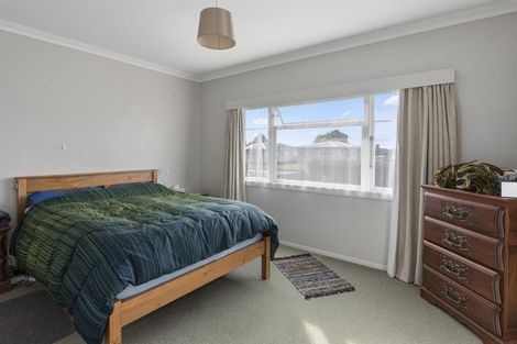 Photo of property in 21 Carlisle Street, Levin, 5510