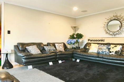 Photo of property in 43a Shanaway Rise, Hillcrest, Auckland, 0627