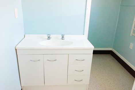 Photo of property in 1 Havelock Street, Opunake, 4616