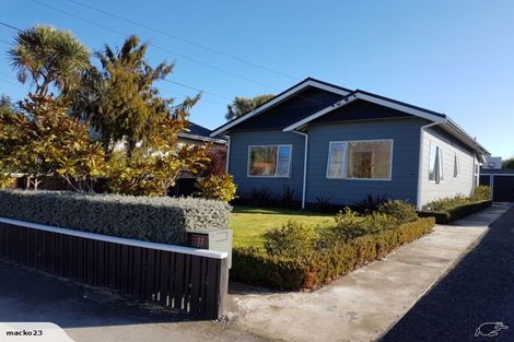 Photo of property in 27 Somerfield Street, Somerfield, Christchurch, 8024
