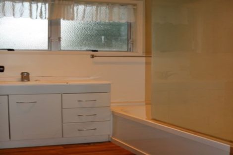 Photo of property in 8 Oxford Street, Tirau, 3410