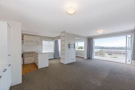 Photo of property in 75 Stanmore Bay Road, Stanmore Bay, Whangaparaoa, 0932