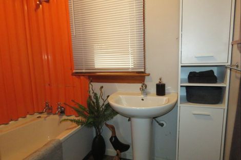 Photo of property in 15 Grey Road, Reefton, 7830