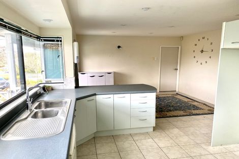 Photo of property in 18 Lanham Lane, Massey, Auckland, 0614