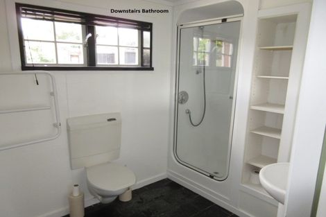 Photo of property in 21 Makora Road, Otaihanga, Paraparaumu, 5036