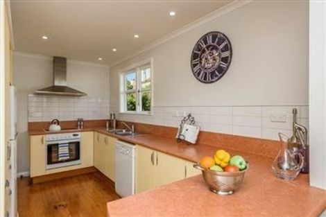 Photo of property in 5 Shalimar Crescent, Khandallah, Wellington, 6035