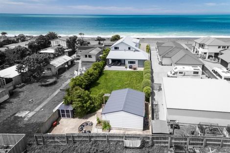 Photo of property in 122 North Shore Road, Eskdale, Napier, 4182