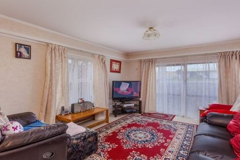 Photo of property in 639 Swanson Road, Swanson, Auckland, 0612